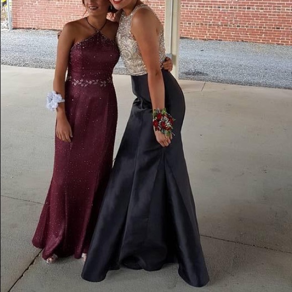 Camille Prom Dress. - Picture 4 of 5